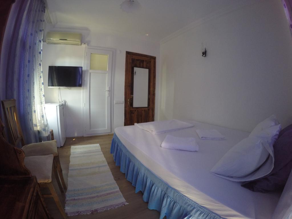 Akkin Pansiyon Hotel Kas Exterior foto