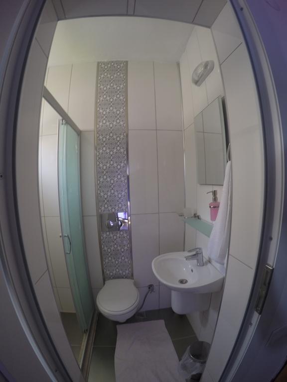 Akkin Pansiyon Hotel Kas Exterior foto